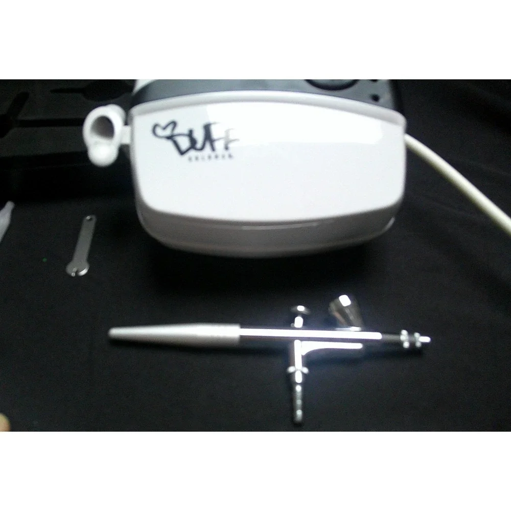 Duff Goldman Cake Decorating Airbrush‎ Machine Plus Extras